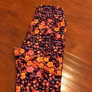 Floral LuLaRoe leggings